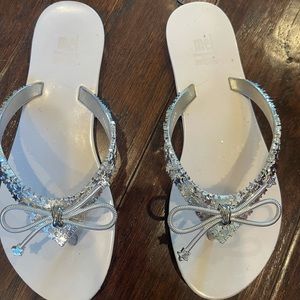Mel by Melissa Girls Size 3 White Silver Star Bow Sandal
